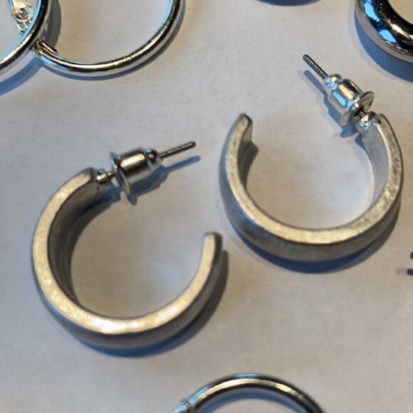 Vintage Lot of seven post pierced earrings perfect for projects - Picture 6 of 8